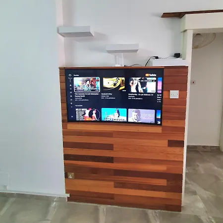 Kuecuek Kaymakli Suna Apartment *